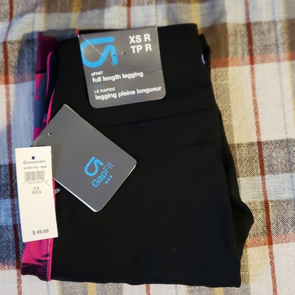 Gap leggings with matching sports bra